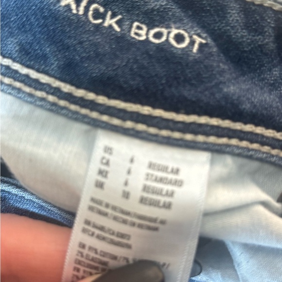 American Eagle Outfitters kick boot Jeans in Denim Blue - Picture 7 of 9